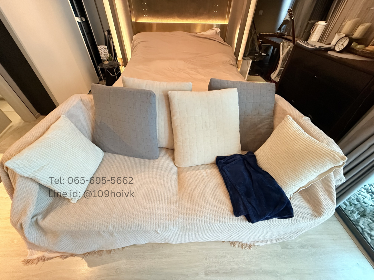 ห้องสวยมาก บิ้ลท์อินให้เต็มห้อง ทำใหม่ทั้งหมด วิวสระว่ายน้ำ