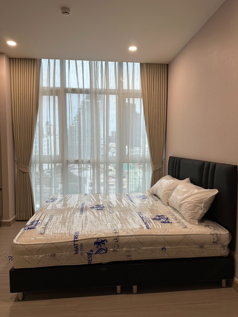 มีโซฟาเบด ห้องใหญ่42ตรม. แต่งบิลอิ้นสวย