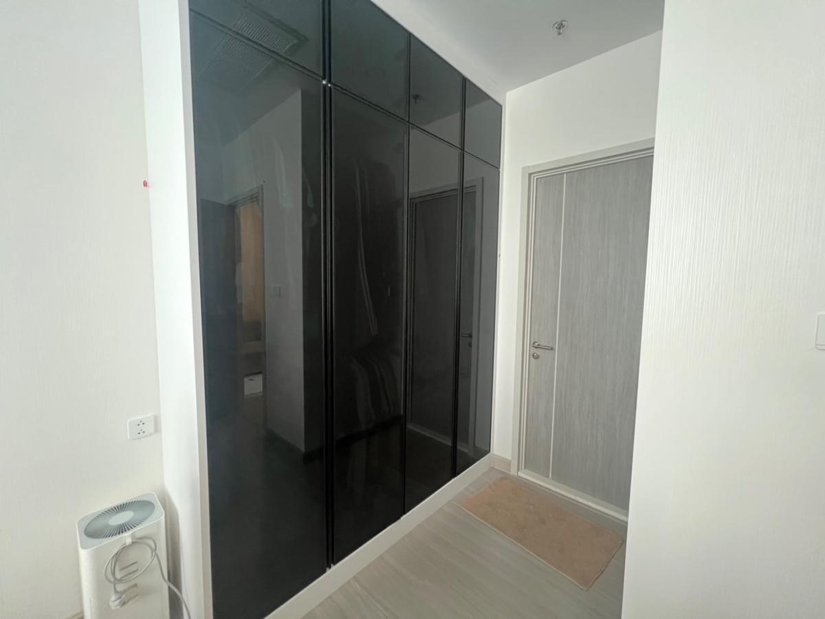 ห้องใหญ่42ตรม. ติดฟิล์มกระจกกันความร้อน