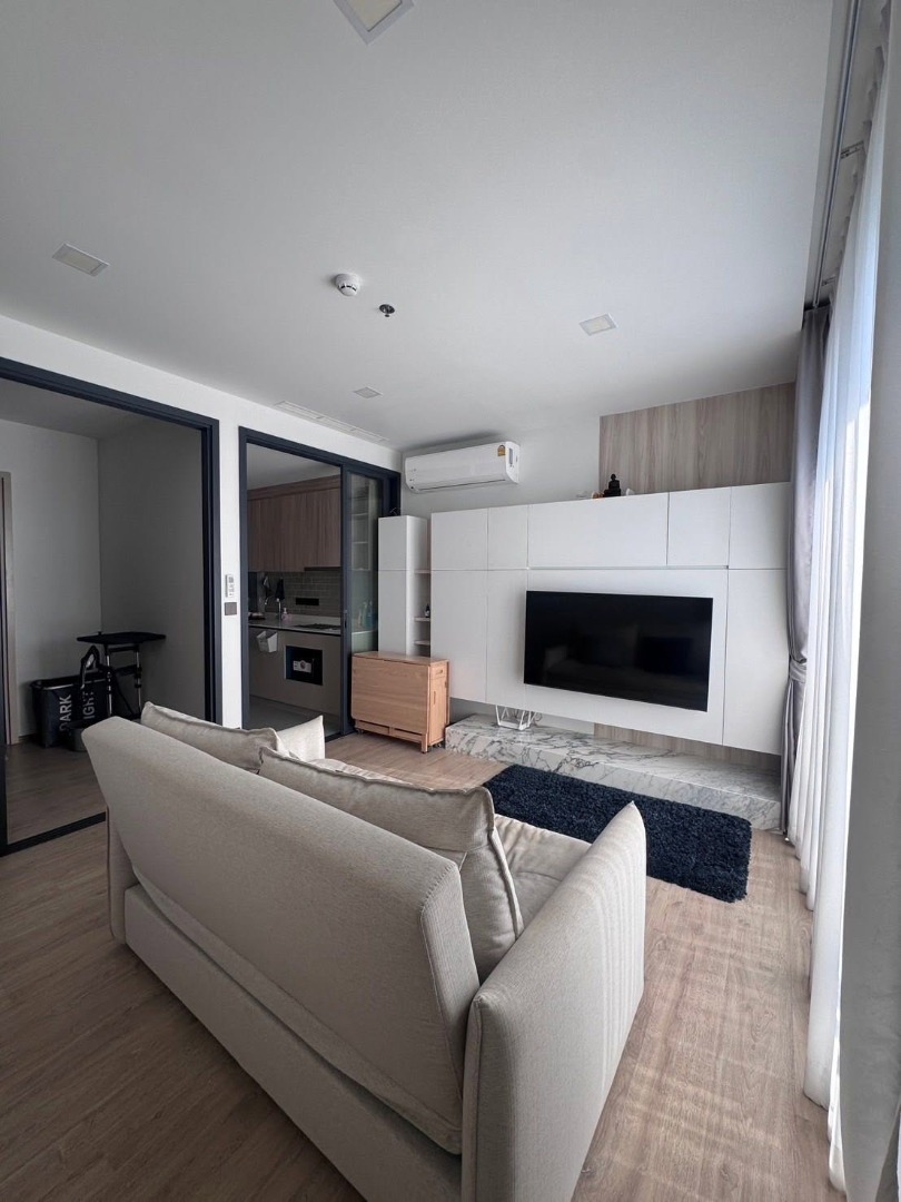 ✨ Beautiful High-Floor Condo for Rent at XT Phayathai 