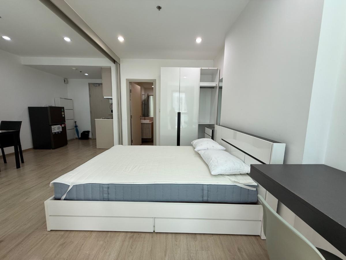 1ห้องนอน 34ตรม. วิวสระว่ายน้ำ ห้องโปร่งโล่งมากๆ
