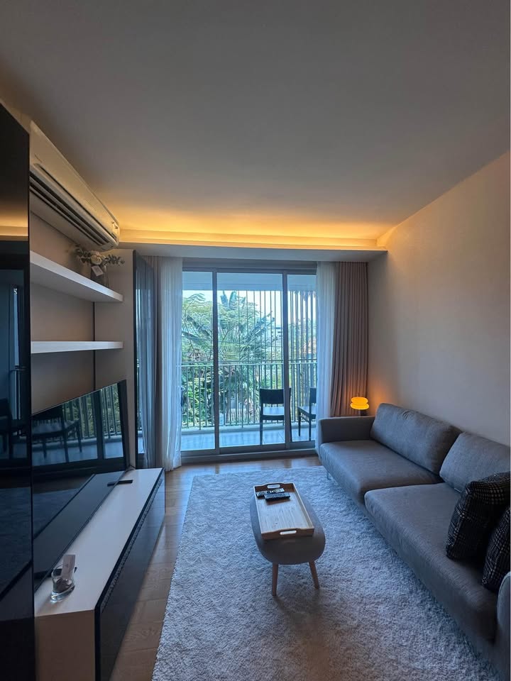Spacious 1 Bedroom | 47 SQ.M. | Bathtub 