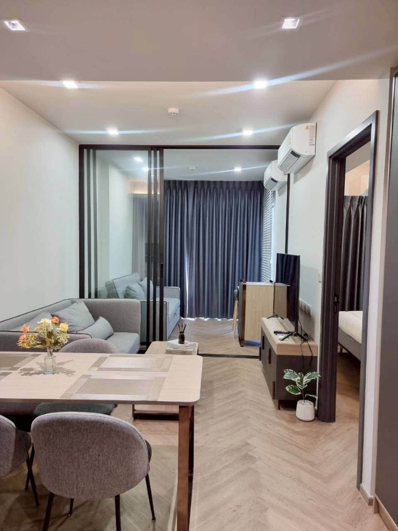 1 ห้องนอนและ 1ห้องอเนกประสงค์ ใกล้จุฬา