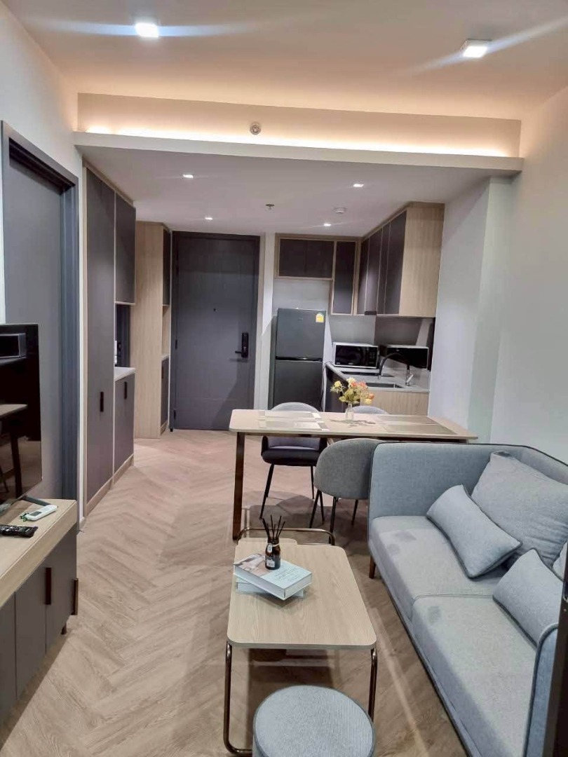 1 ห้องนอนและ 1ห้องอเนกประสงค์ ใกล้จุฬา