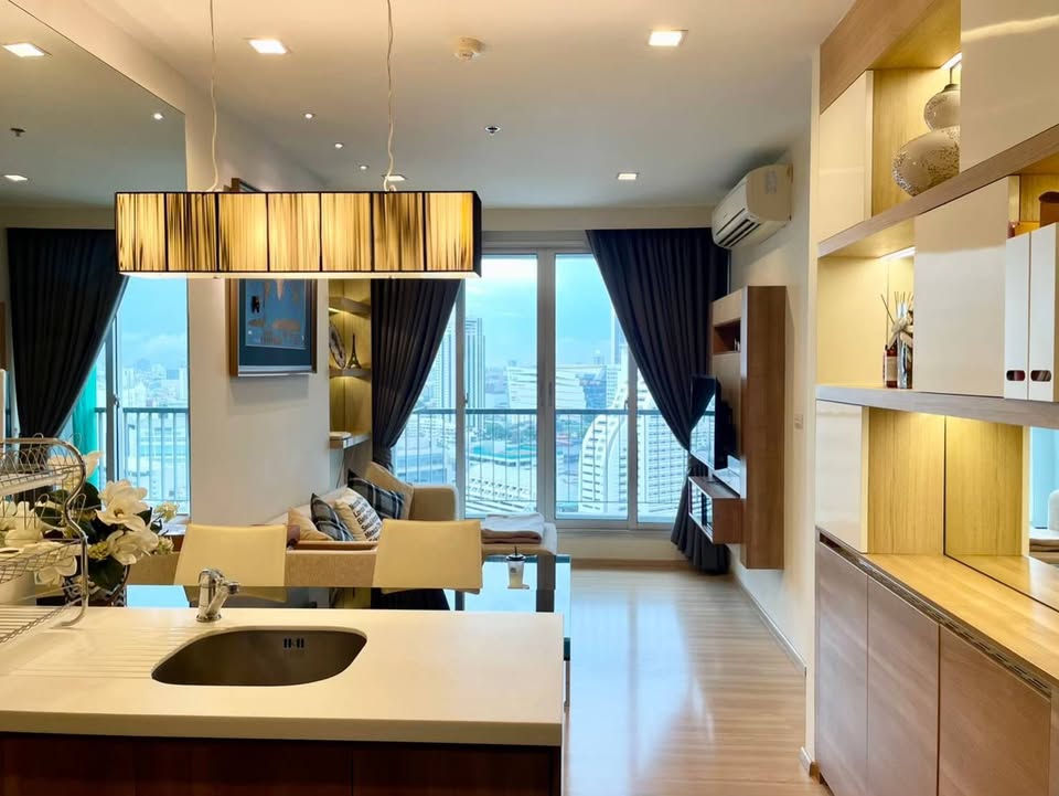 Rhythm Sathorn 1BED I 45SQM.