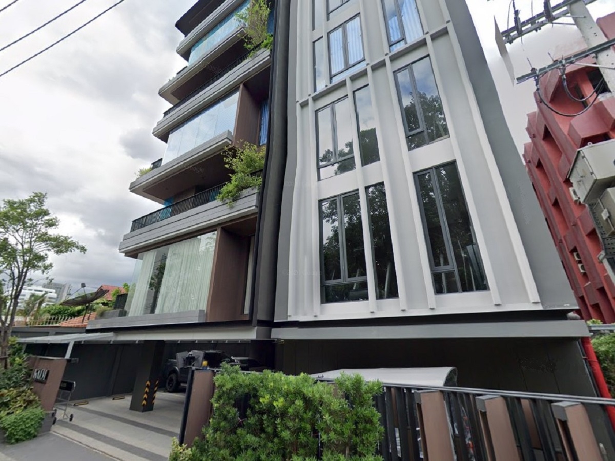 Condo-Kalm-Penthouse