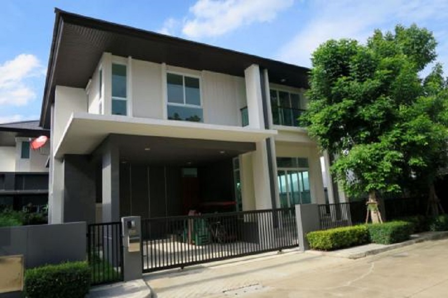 นารา-โบทานิค-ศรีนครินทร์