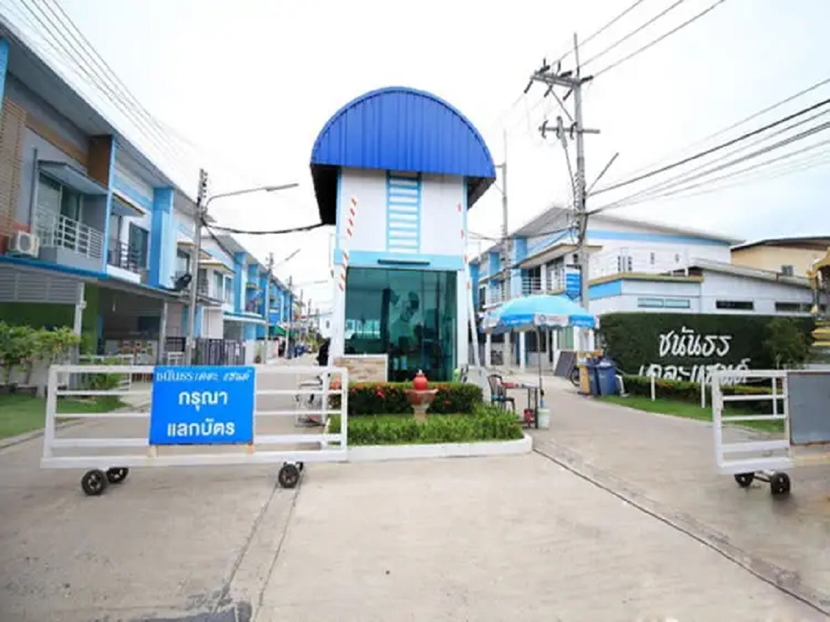 ชนันธร-เดอะ-แซนด์