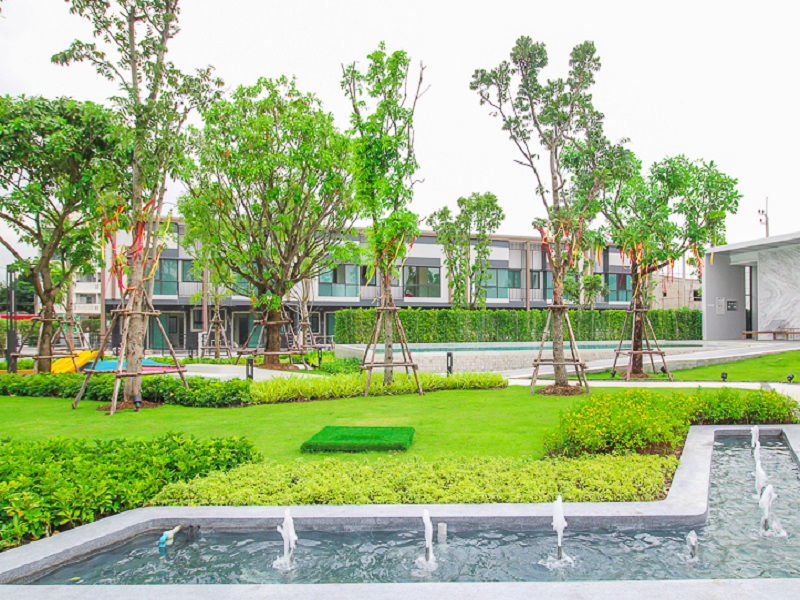 Pleno-Sathorn-Suksawat