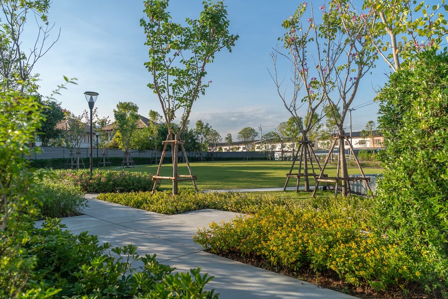 Pleno-Srinakarin-Theparak