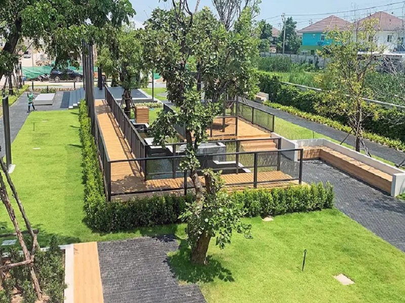 The-Rux-Ramindra-Hathairat