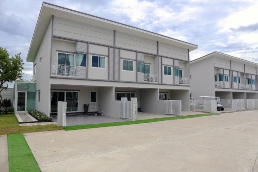 The-Miracle-Thepharak