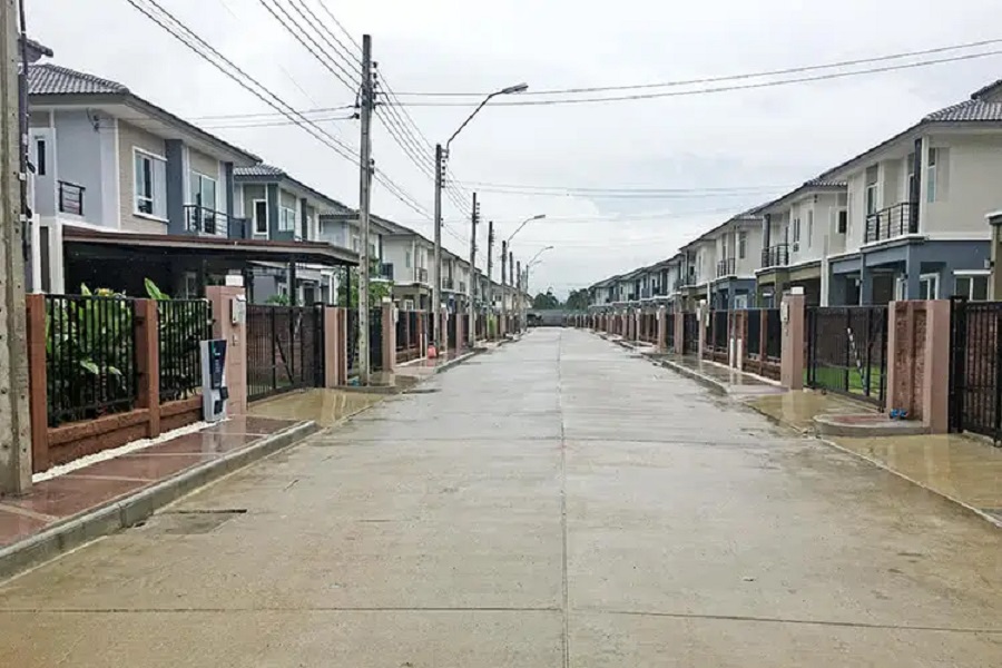 The-Plant-Simpls-Paholyothin-Saimai