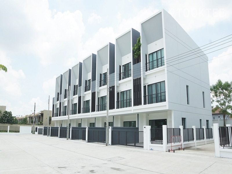 Aura-Lite-Ramkhamhaeng-94