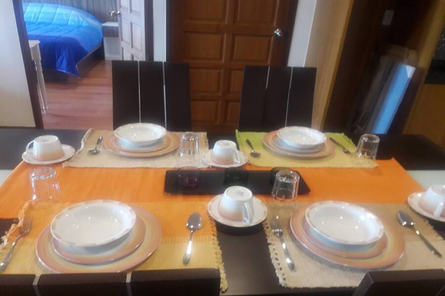 อีสเทิร์น-ทาวเวอร์