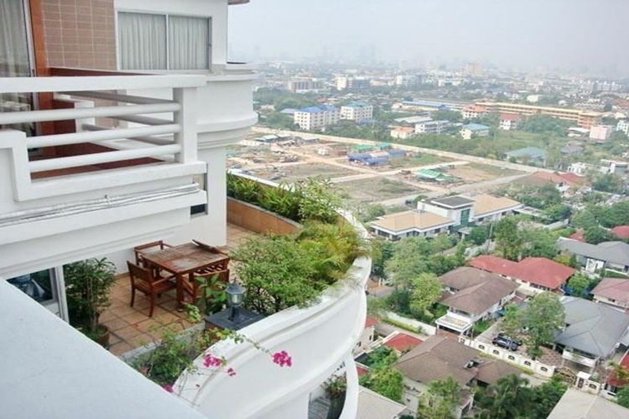 ธาราเรือนเอก