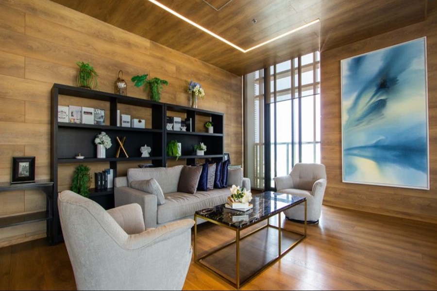 แฮมป์ตัน-เรสซิเดนซ์-เน็กซ์-ทู-เอ็มโพเรียม