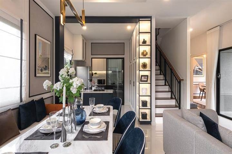 แกรนด์-บริทาเนีย-คูคต-สเตชั่น